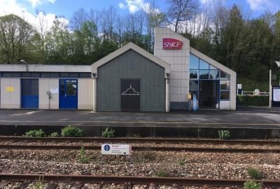 Gare de Villedieu-les-Poêles